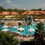 אתר נופש Falkensteiner Club Funimation Garden Calabria Curinga