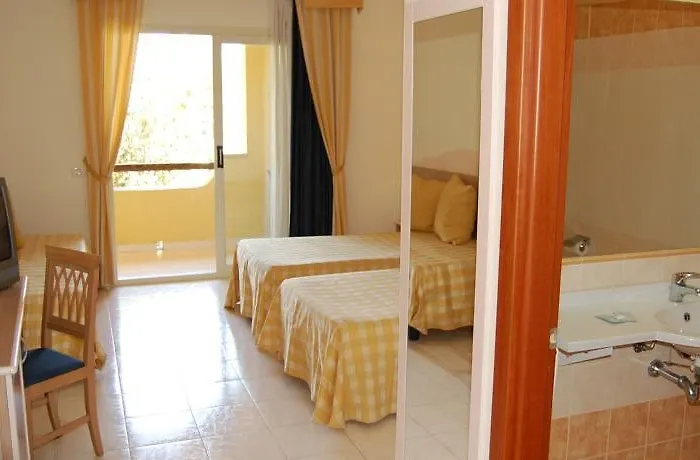 Falkensteiner Club Funimation Garden Calabria Resort 4*